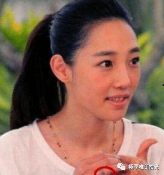 明星特色纹身,揭秘明星个性纹身背后的故事