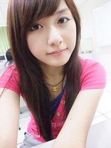 天津女网红 静静照片,镜头下的时尚魅力与生活态度”