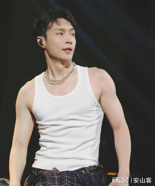 男明星坎肩搭配,坎肩搭配，演绎时尚男星的独特魅力